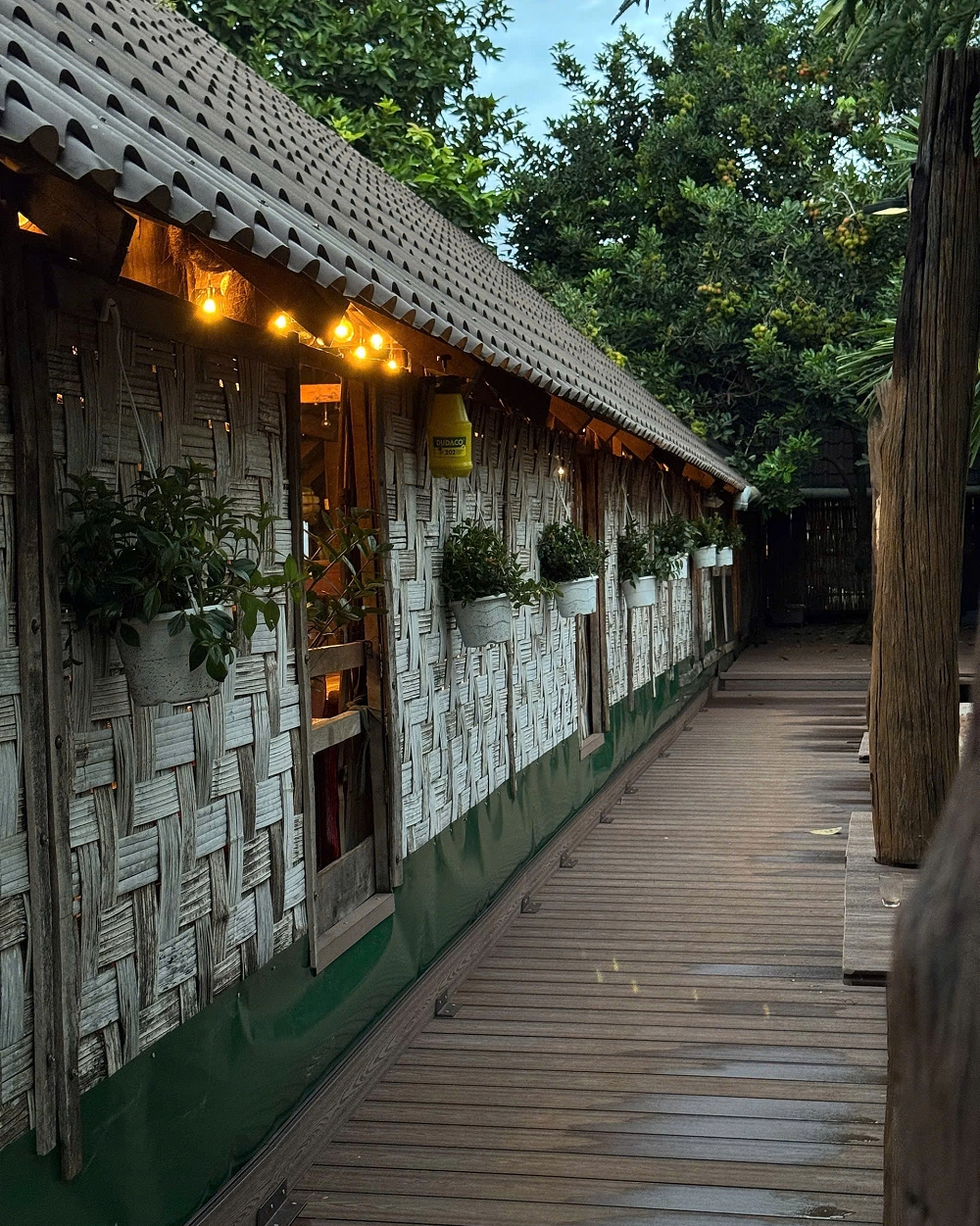 Người đẹp mua hơn