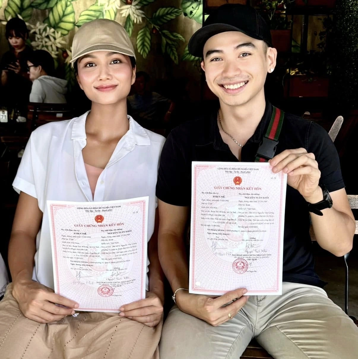 Người đẹp mua hơn