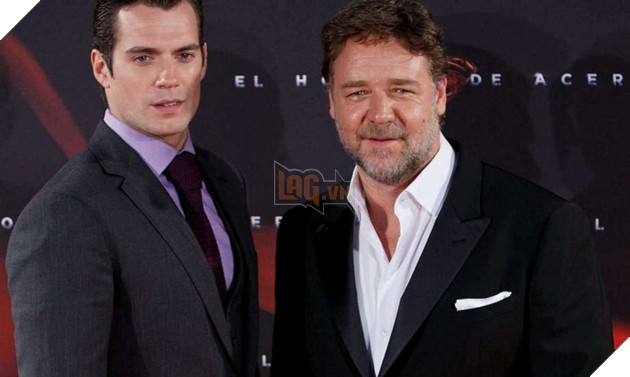 Hình ảnh về diễn viên kỳ cựu Russell Crowe và sao nam Henry Cavill.