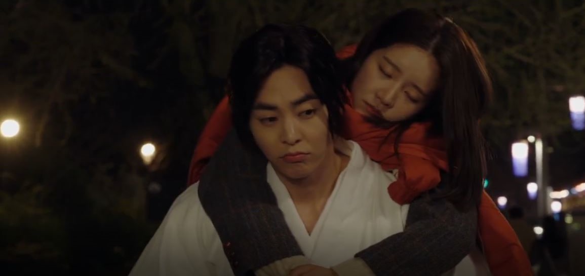 Mỹ nam Hàn Quốc bị ghét nhất hiện tại: Tóc tai makeup như bà thím, vô dụng đến bực cả mình- Ảnh 3.