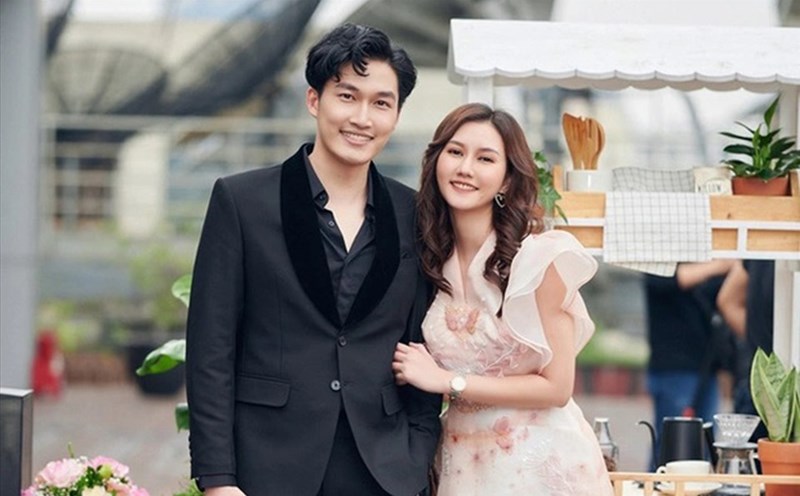 Hồ sơ tình ái của Đình Tú: Từng yêu mẹ đơn thân 5 năm, vướng Hồ sơ tình ái của Đình Tú: Từng yêu mẹ đơn thân 5 năm, vướng