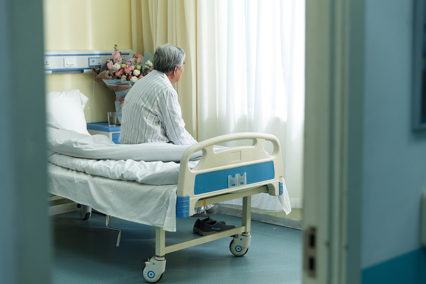 Ông lão không con cái qua đời để lại khối tài sản ‘‘khủng’’, họ hàng đến xin thừa kế nhưng bị từ chối: Tòa khẳng định