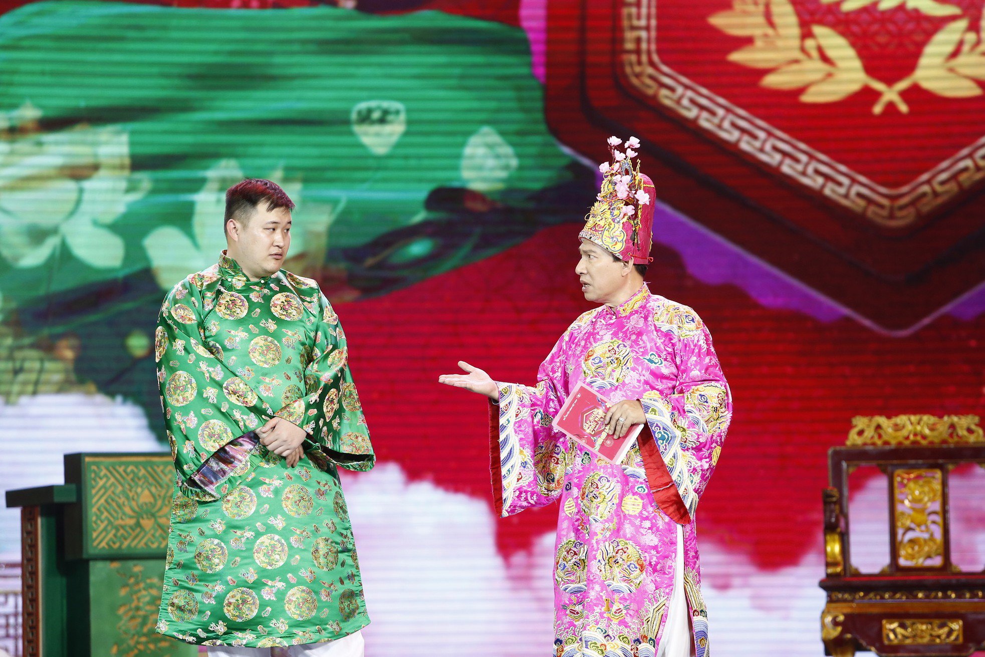 hh-0277-resize-4731-5037-1738107368-496-width1966height1311 Sự xuất hiện của dàn diễn viên mới chưa thể thuyết phục khán giả.