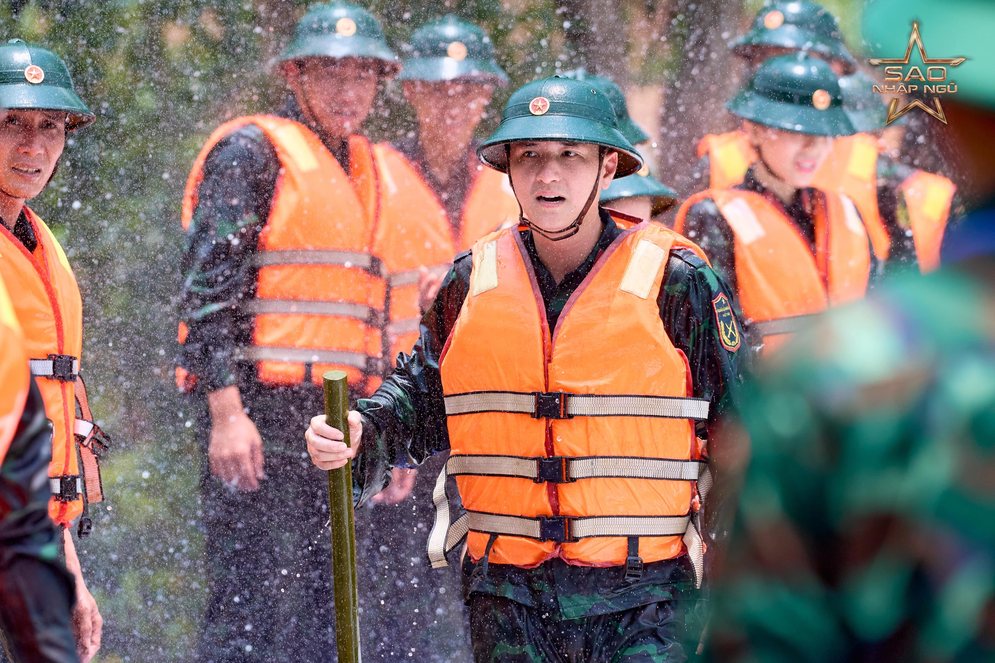 Hòa Minzy chấn thương nặng, phải nằm cáng sau màn đối đầu với Thiên Ân- Ảnh 6.