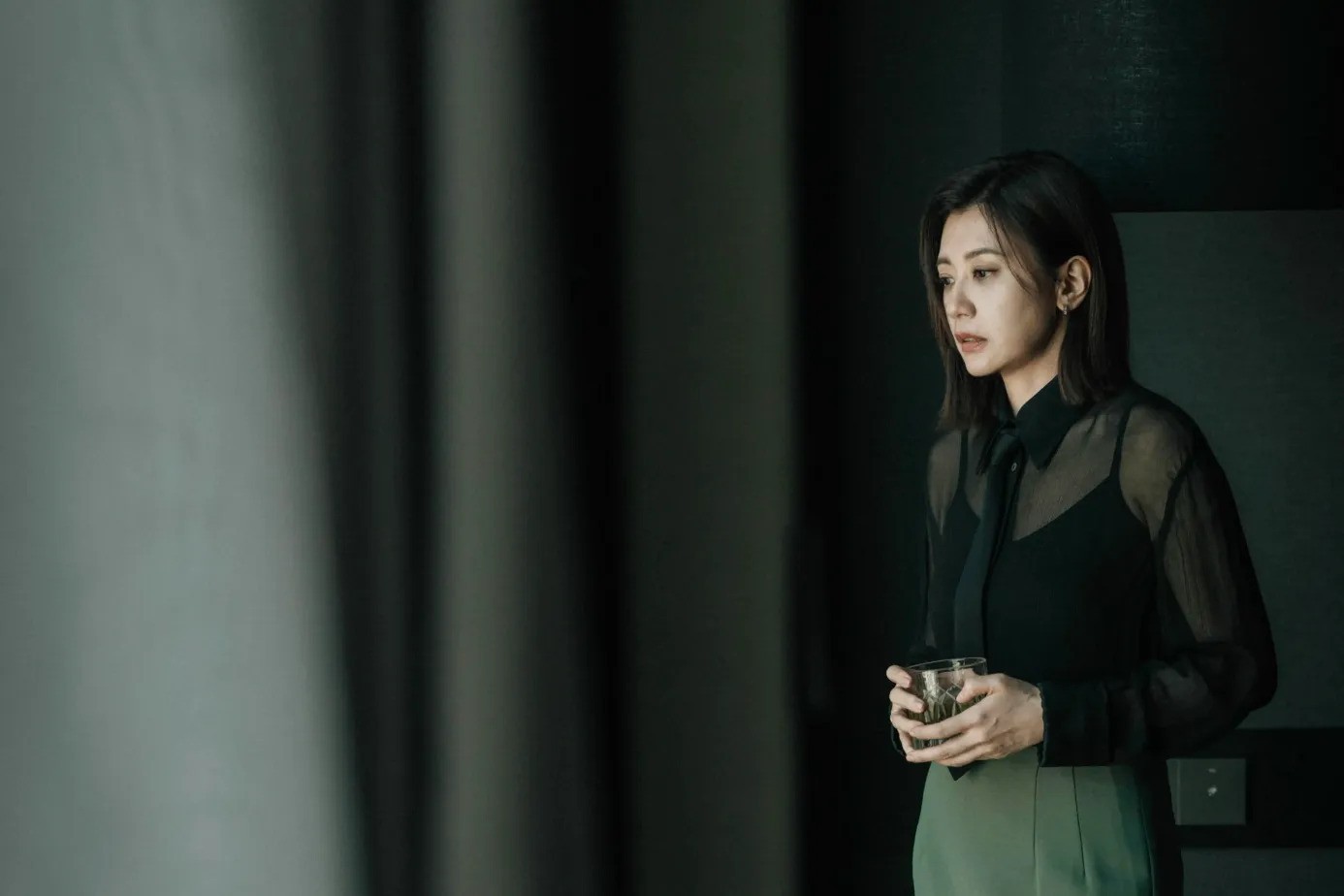 Hồi Hồn Kế: Phim 18 + hiếm hoi khiến khán giả vừa rùng mình vừa rơi nước mắt- Ảnh 6.