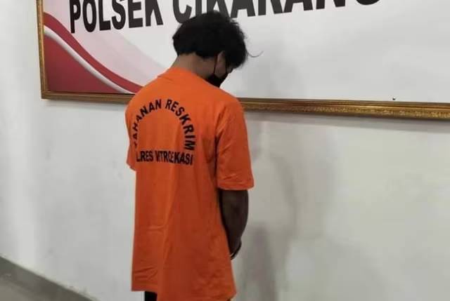 Nam thanh niên Malaysia ép bạn gái bán dâm 17 lần để lấy tiền