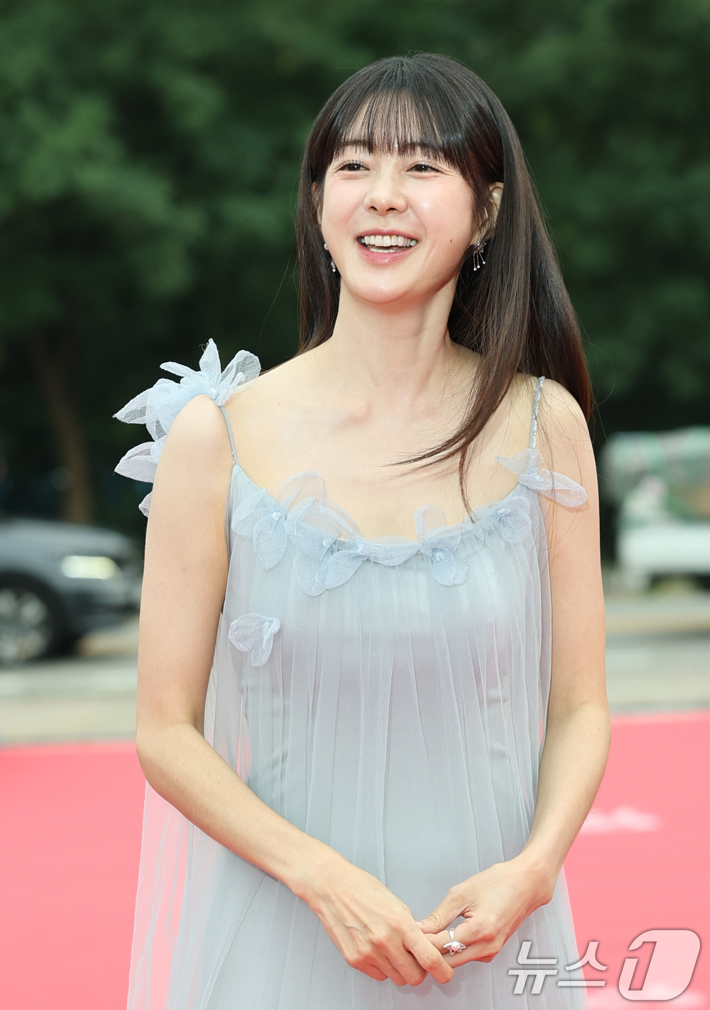 Quý tử nhà mỹ nhân “hack tuổi” đỉnh nhất lộ diện: Visual gây bão, tài năng và chơi thân với con trai Lee Byung Hun!- Ảnh 9. Quý tử nhà mỹ nhân “hack tuổi” đỉnh nhất lộ diện: Visual gây bão, tài năng và chơi thân với con trai Lee Byung Hun!- Ảnh 9.