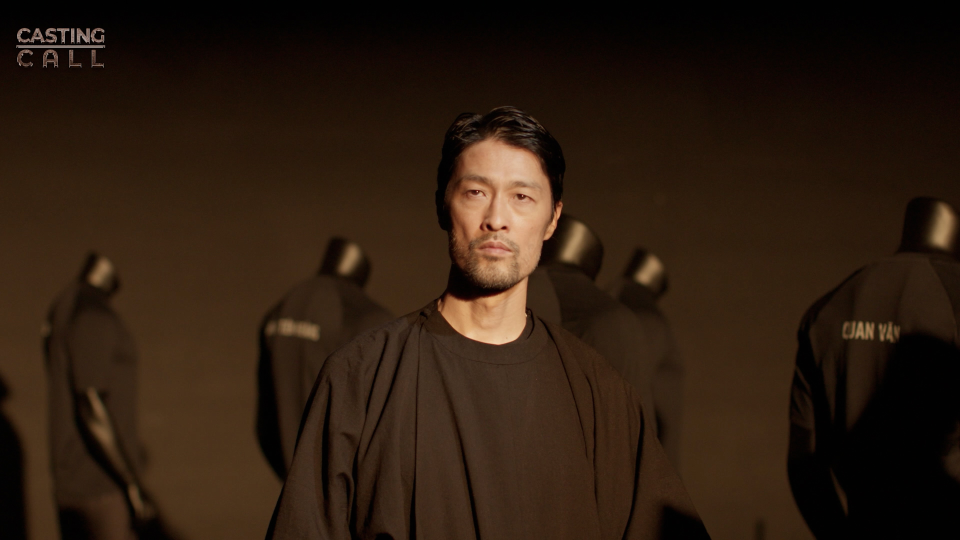 Johnny Trí Nguyễn lộ diện giữa ồn ào chia tay bạn gái 10 năm, visual khác lạ khiến cả cõi mạng quá sốc- Ảnh 6.