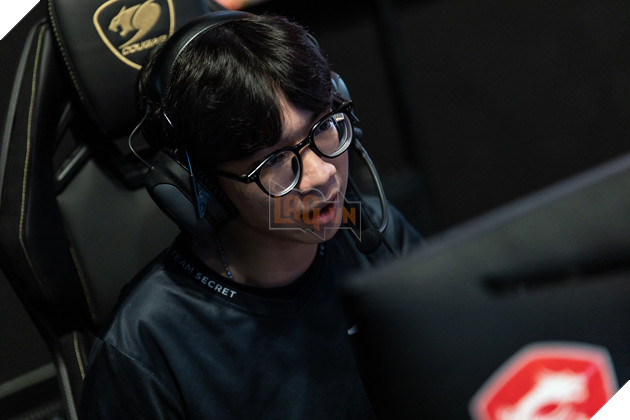 Hiro02 dường như đang gặp phải một số vấn đề phong độ