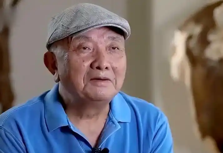 Cắt tỉa cây long não mọc trong vườn nhà, người đàn ông bất ngờ bị khởi kiện, tòa tuyên bố: Phải bồi thường 500 triệu đồng- Ảnh 2.