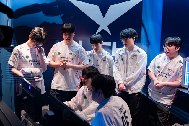 Trận thắng KT phơi bày điểm yếu chí mạng của HLE- Ảnh 1.