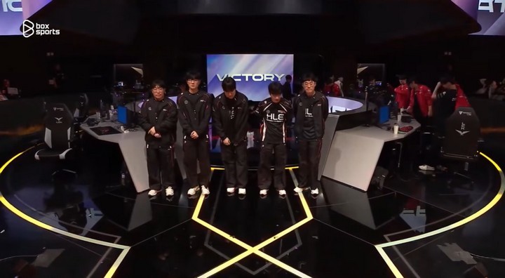 T1 0 - 2 HLE: Không Gumayusi, HLE chả ngại Smash khi không Ban AD Game 2!