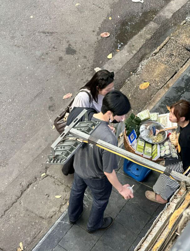 Kim Seon Ho anh đang ở đâu, sao còn chưa ra check-in chỗ này!!!- Ảnh 10. Kim Seon Ho anh đang ở đâu, sao còn chưa ra check-in chỗ này!!!- Ảnh 10.