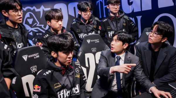 Riot Games đang cân nhắc cho phép HLV “chỉ điểm” giữa trận cho tuyển thủ hlv lol thumbjpg