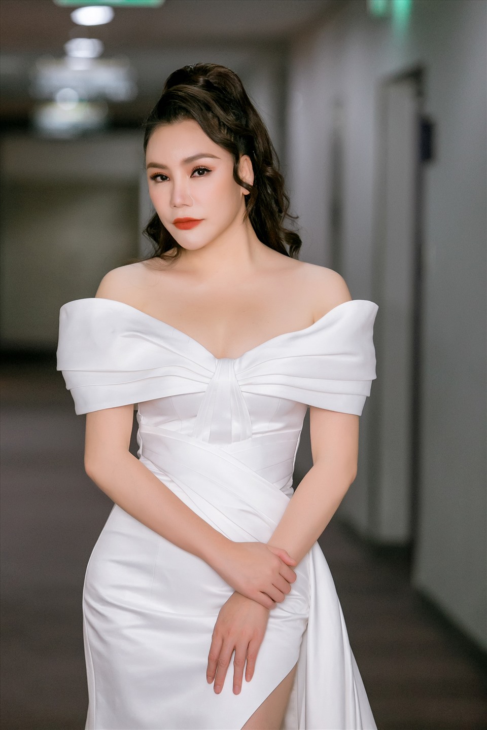 Nữ ca sĩ ở biệt thự 600 m2, bất động sản từ Nam ra Bắc: 45 tuổi kết hôn, lần đầu công khai có con 2 tuổi- Ảnh 1.