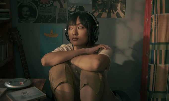 Nhan sắc mỹ nhân Việt này lạ lắm: Ngoài đời vừa đẹp vừa sang, lên phim xấu đến mức khó ai nhận ra- Ảnh 5.