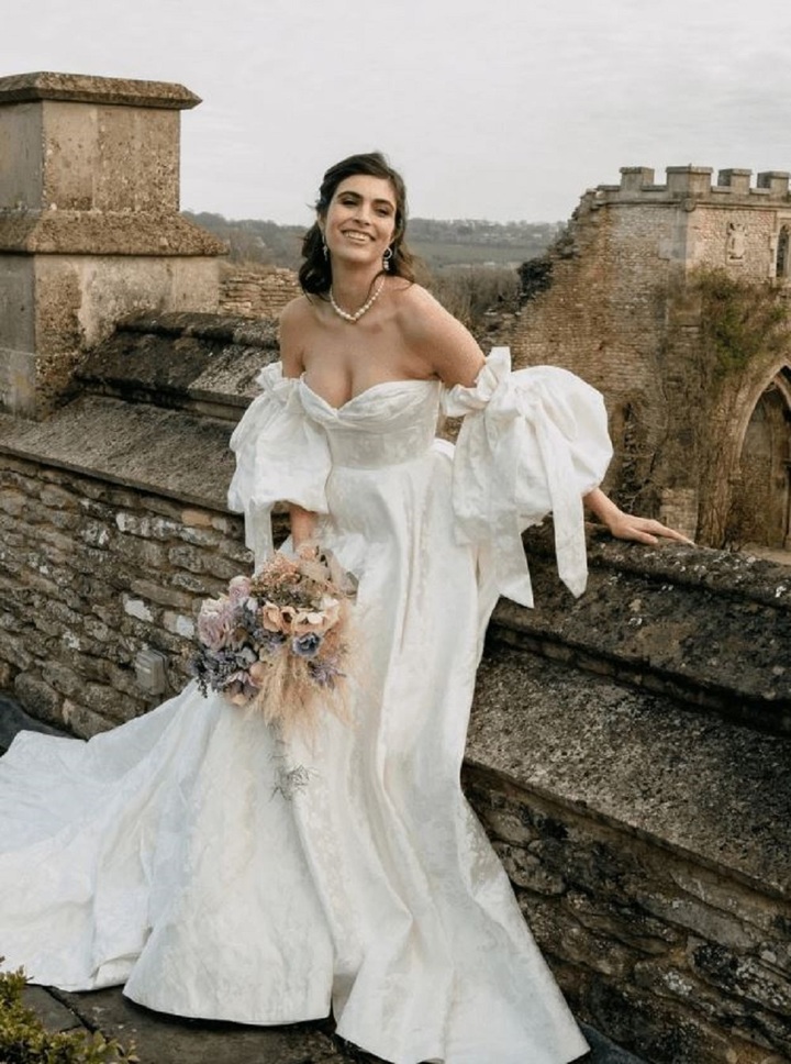 Sự thật xấu xí về nguồn gốc bó hoa cưới của cô dâu- Ảnh 2. Sự thật xấu xí về nguồn gốc bó hoa cưới của cô dâu- Ảnh 2.