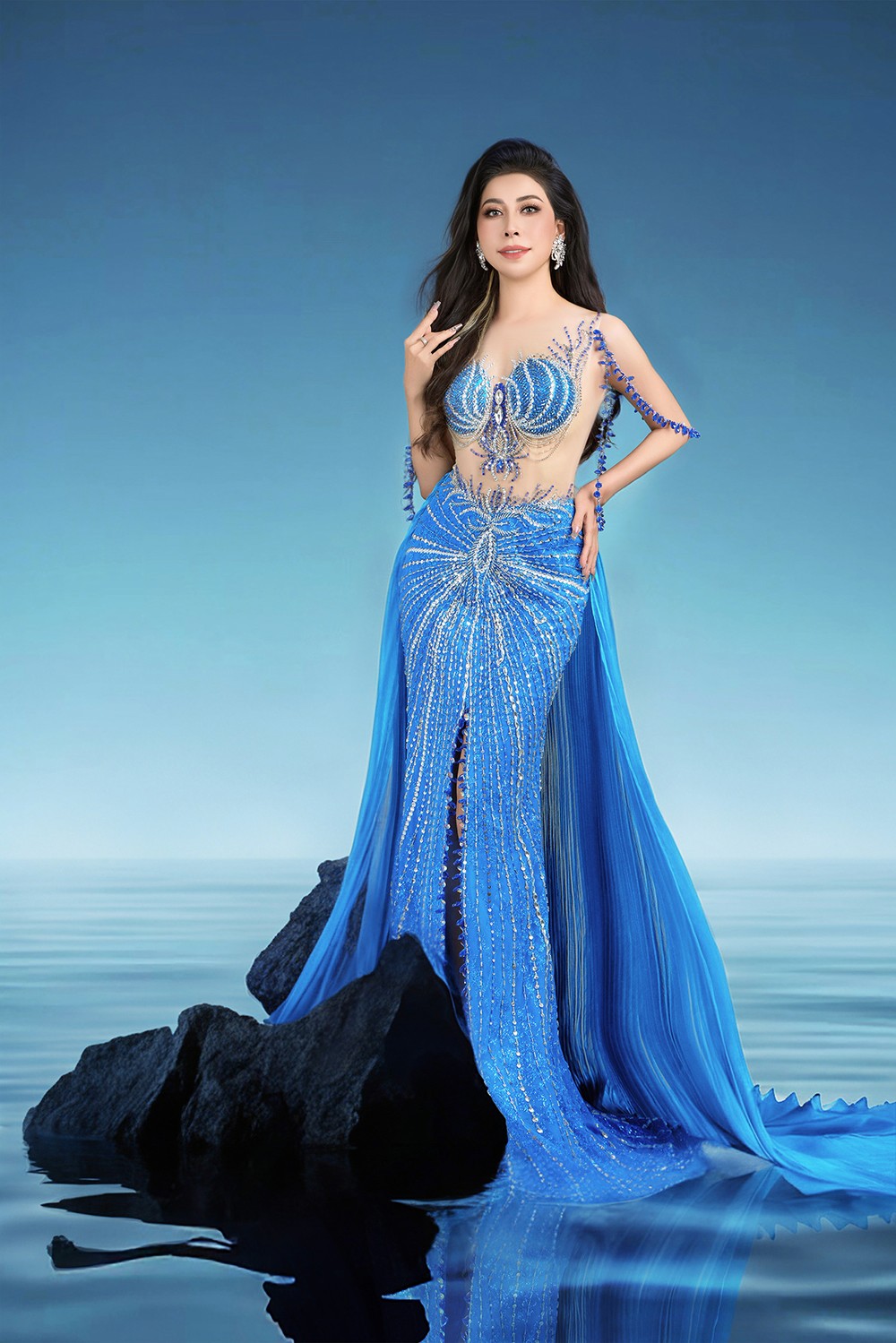 hoa-hau-doanh-nhan-hoa-binh-2025-khoi-dong-huong-den-ve-dep-vi-nhan-sinh-hoa-hau-2-1748248924-766-width1000height1499 Phó Chủ tịch, Trưởng Ban tổ chức cuộc thi Hoa hậu Doanh nhân Hòa Bình 2025, Á hậu Hạnh Nguyên