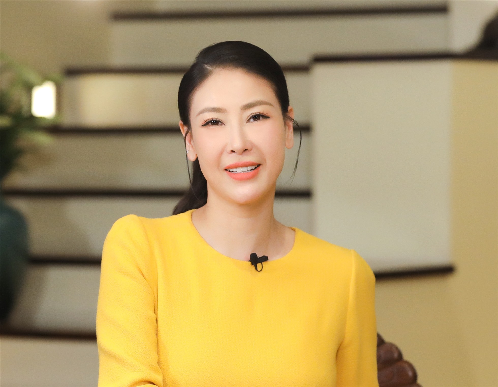 Một hoa hậu ở tuổi 49: Sống trong “siêu biệt thự” 400 tỷ đồng tại quận 2, được chồng yêu chiều hết mực- Ảnh 1. Một hoa hậu ở tuổi 49: Sống trong “siêu biệt thự” 400 tỷ đồng tại quận 2, được chồng yêu chiều hết mực- Ảnh 1.