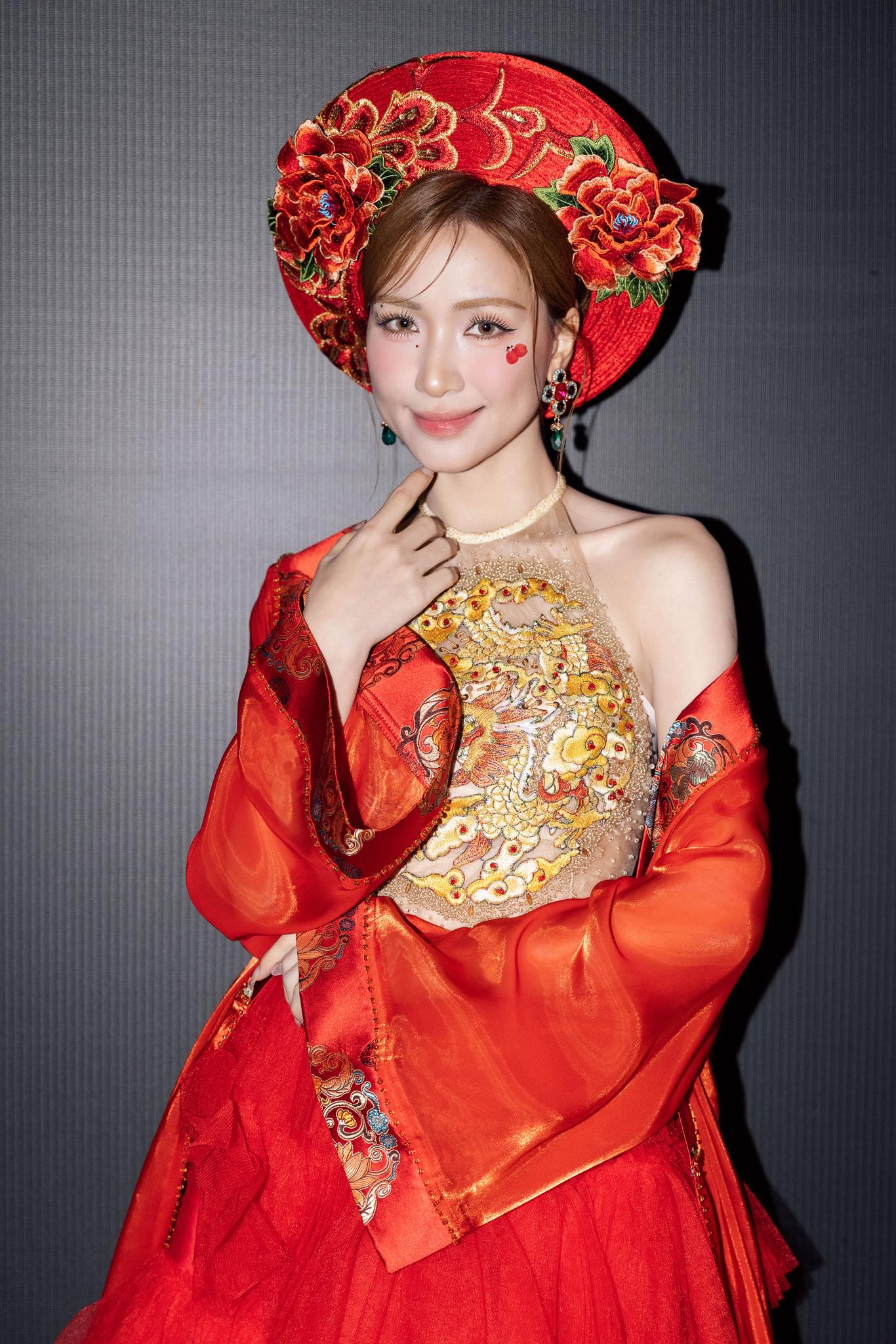 Mỹ nhân nổi tiếng nhất Mưa Đỏ: Nhan sắc mướt mắt mê hoặc 6 triệu fan, không biết khen sao cho đủ- Ảnh 5.