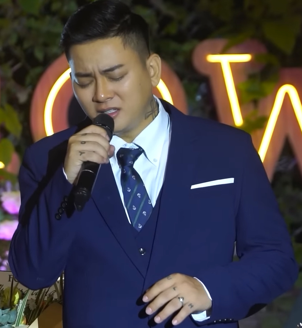 Danh tính bí ẩn bạn gái mới của Hoài Lâm, nhan sắc khi so kè với tình cũ 2k3 có