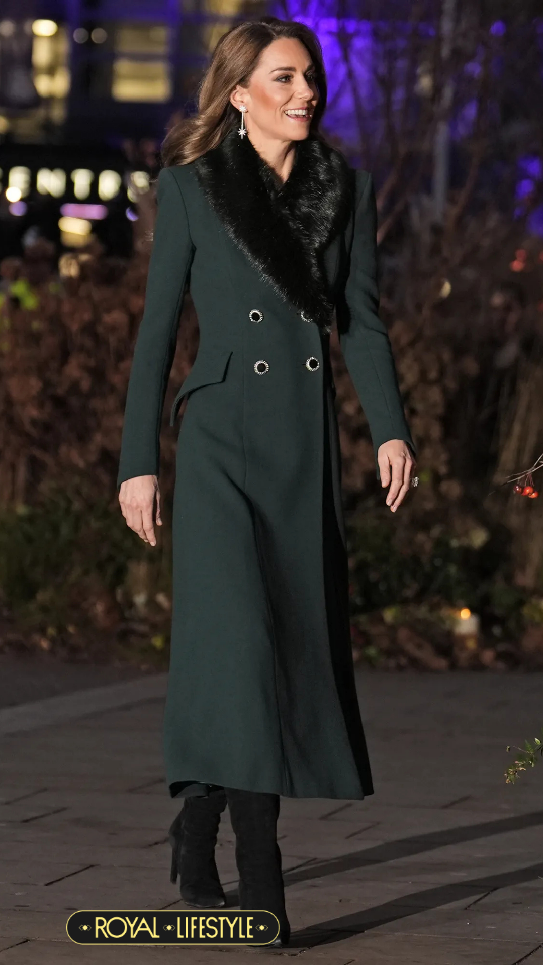 Kate Middleton rạng rỡ chủ trì đại lễ Giáng sinh, visual