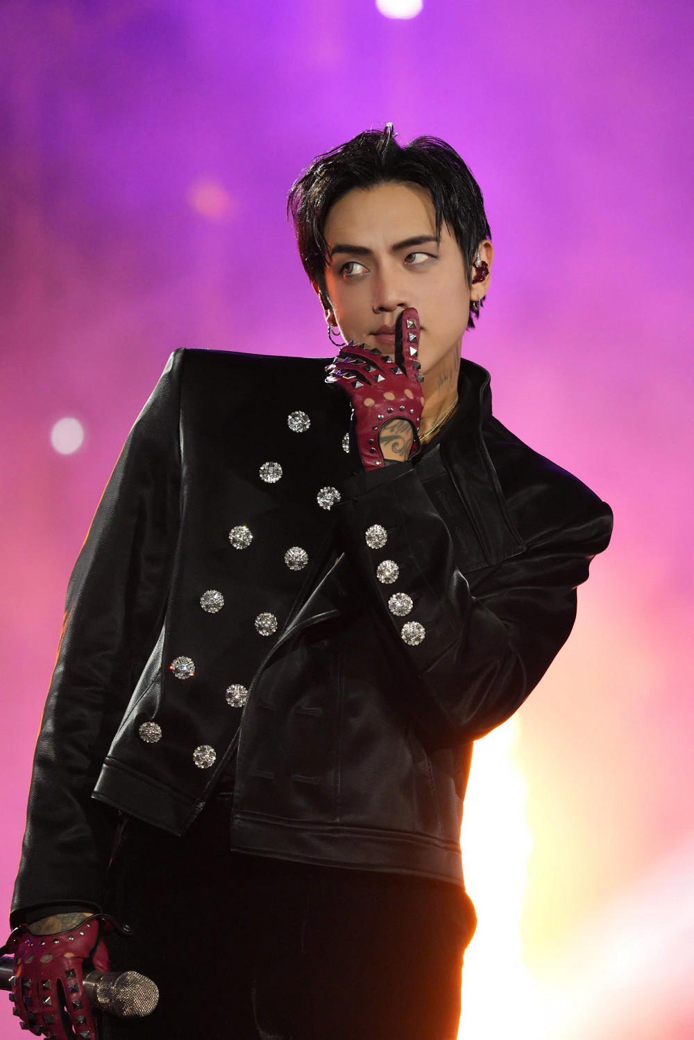 Hơn 50.000 khán giả quẩy từ chiều tới khuya ở 8Wonder - Moments of Wonder - 7