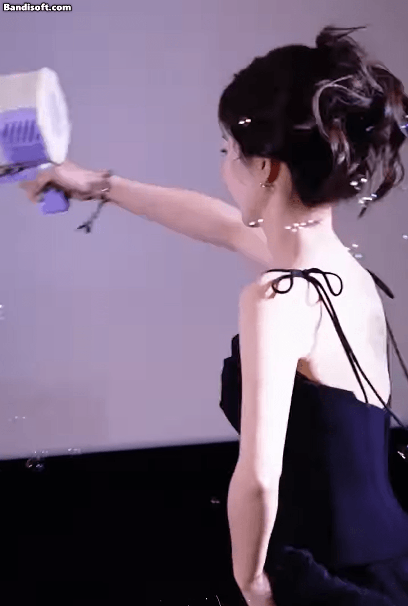 "Công chúa bong bóng" đẹp nhất màn ảnh Hoa ngữ hiện tại: Nhan sắc lên hương dữ dội, tỏa sáng rực rỡ hậu Đêm Hội Weibo honeycam 2025 01 12 18 28 32 1736683024442702177225 1736684063667 1736684063840172645971