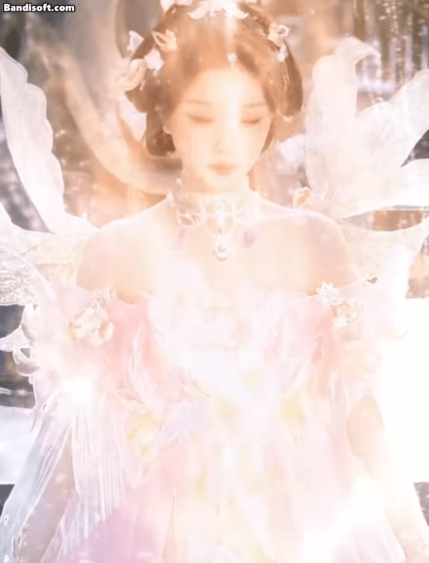 Mỹ nhân phượng hoàng đẹp nhất Trung Quốc hiện tại: Nhan sắc như nữ thần, netizen đòi một bộ cổ trang với