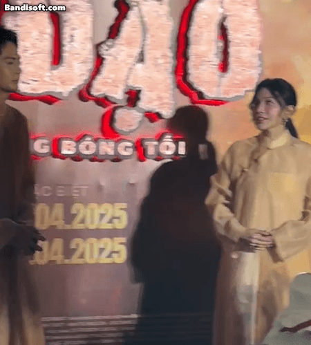 Tóm dính cặp đôi Vbiz ngầm công khai tình cảm trước hàng trăm người, để lộ bằng chứng khó chối cãi- Ảnh 2.