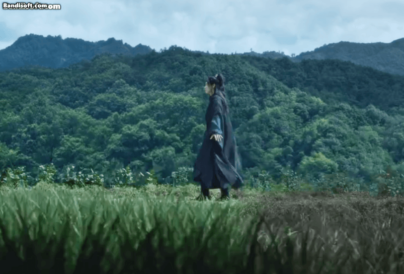 Mỹ nam tuyệt sắc lướt qua khung hình mà thành