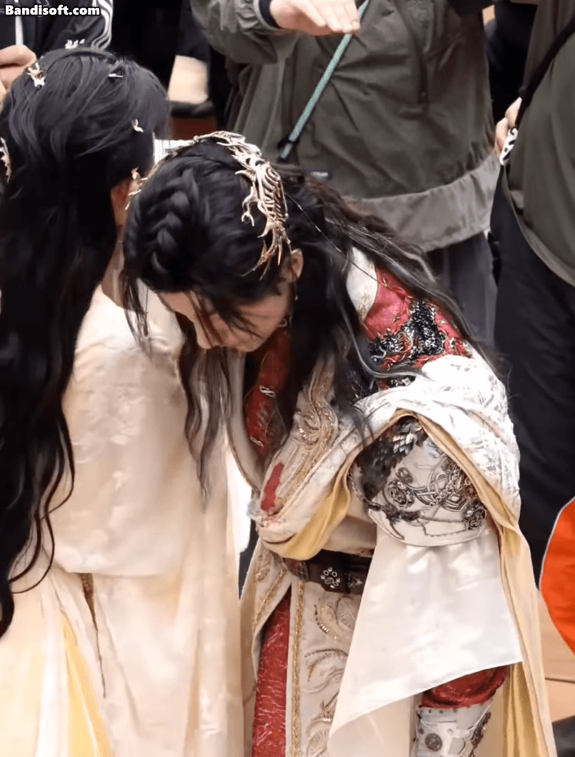 "Hoàng tử dị giới" Trung Quốc đẹp nhức nách: Nhan sắc vô thực ở phim mới, khí chất không chê vào đâu được honeycam 2025 05 02 16 31 07 17461785074881923204285 1746179108152 17461791086501041129662 1746204258864 1746204259129724718249