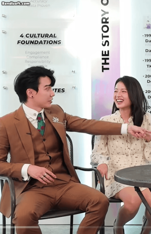 Cặp đôi Vbiz công khai nắm tay tình tứ, bị đồng nghiệp khui luôn mối quan hệ thật- Ảnh 7.