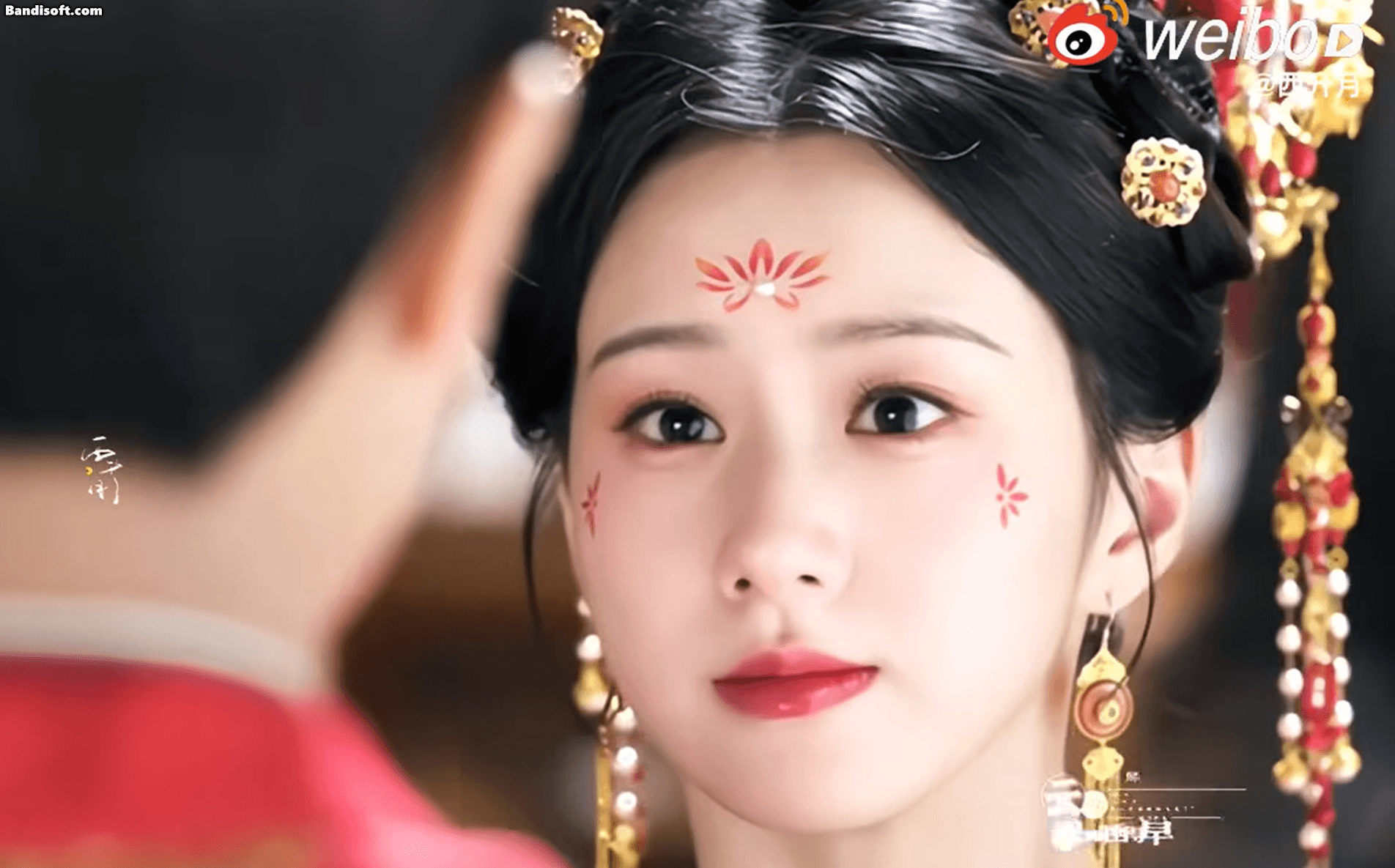 Vương phi đẹp nhất Trung Quốc hiện tại: Tiểu thư ngôn tình xé truyện bước ra, mỹ nhân cổ trang nghiêng nước nghiêng thành- Ảnh 2.