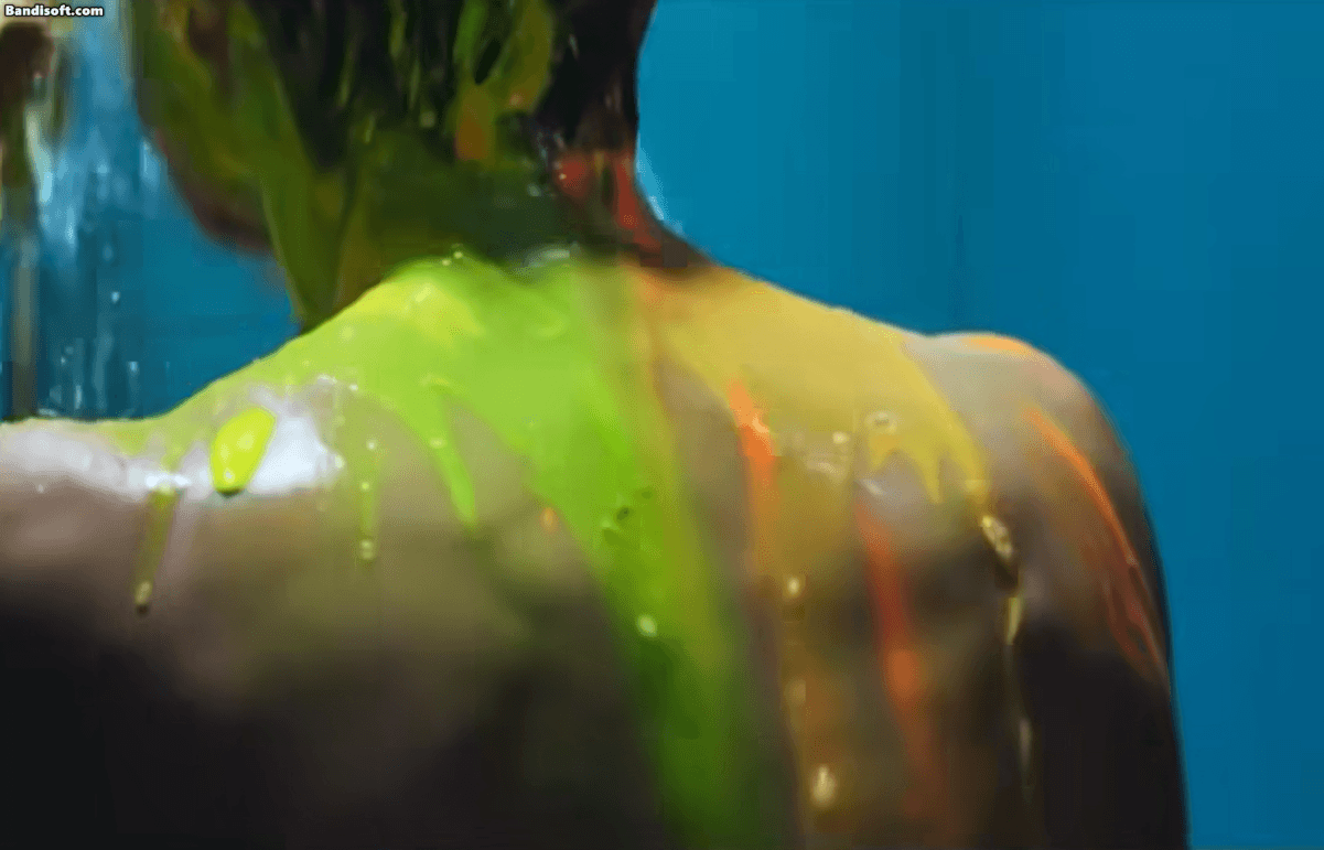 Rửa mắt đúng cách với cảnh tắm