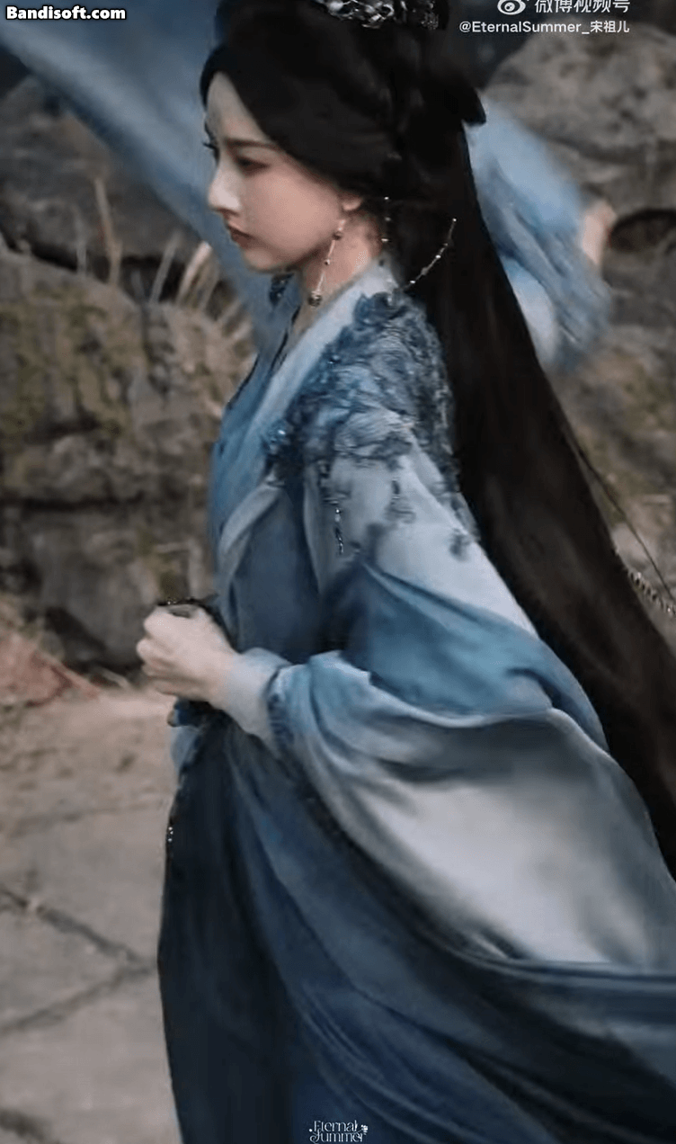 Mỹ nhân Liêu Trai đẹp nhất Trung Quốc: Nhan sắc ma mị cuốn hơn chữ cuốn, viral suốt 2 tháng trời chưa chịu ngưng- Ảnh 5.