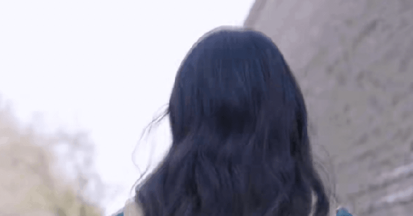 Mỹ nhân Trung Quốc là nữ thần nước mắt thế hệ mới: 21 giây thể hiện cả ngàn biểu cảm, visual trong veo chuẩn tình đầu honeycam 2025 06 14 16 06 36 1749892058223880395426 30 0 383 674 crop 17498938109072139913990gifpng