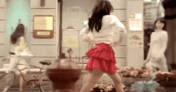 Mỹ nhân Hàn đẹp đến mức ai cũng tưởng "visual nhân tạo": Đôi mắt có một không hai, 100 năm nữa cũng chưa chắc thấy honeycam 2025 06 27 11 17 51 1751000888517447508313 24 0 438 791 crop 17510009137511915943674gifpng