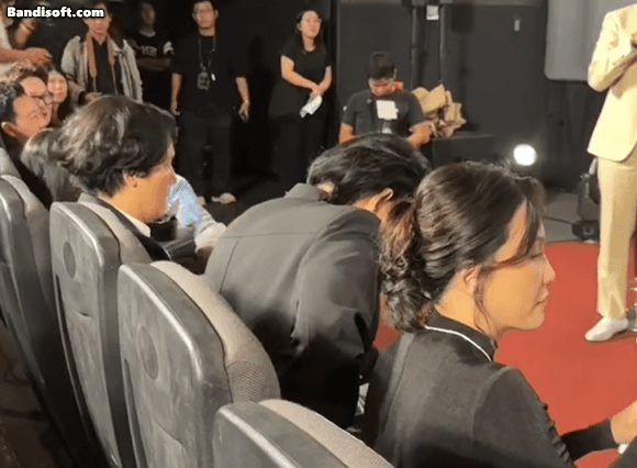 Tuấn Trần bất ngờ bật khóc trước cả trăm người, lý do ai nghe cũng đồng cảm- Ảnh 3.