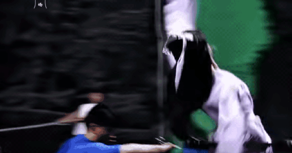 Chưa thấy ai đóng đại mỹ nhân mà ê chề như cô gái này: Mặt mũi biến dạng méo mó, nhìn chỉ muốn tua luôn honeycam 2025 07 23 13 59 42 17532540911971242913668 1753259840480 17532598407971003618563 44 0 606 1073 crop 1753259907030472594596gifpng