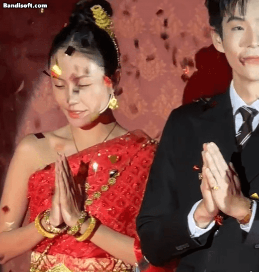 Đám cưới đang viral khắp MXH: Cô dâu đẹp đến nghẹt thở, chú rể là thiếu gia siêu giàu thấy mà ham- Ảnh 6.