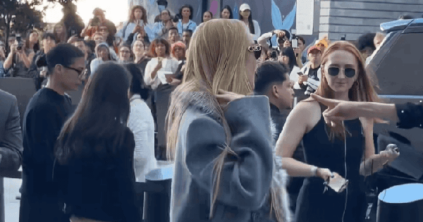 Không thể tin đây lại là Lindsay Lohan, công chúa Disney giờ biến thành "yêu quái" hay gì? honeycam 2025 08 14 15 21 45 17551604714301126968989 20 0 399 724 crop 1755160485846492444835gifpng