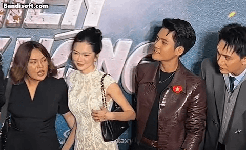 Nam chính Mưa Đỏ lần đầu chạm mặt người yêu cũ tại sự kiện, lộ thái độ khiến cả cõi mạng tiếc đứt ruột- Ảnh 4.