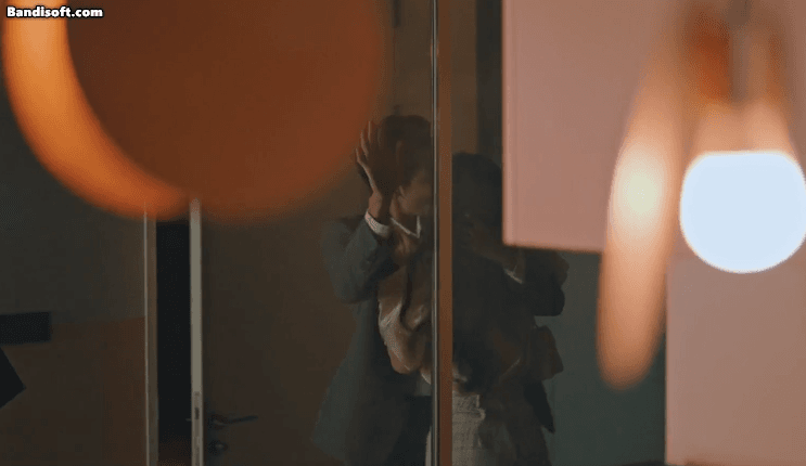 Đu phim Hàn bao năm chưa từng thấy cảnh nóng nào bạo đến thế, xem xong không ngủ nổi- Ảnh 2. Đu phim Hàn bao năm chưa từng thấy cảnh nóng nào bạo đến thế, xem xong không ngủ nổi- Ảnh 2.