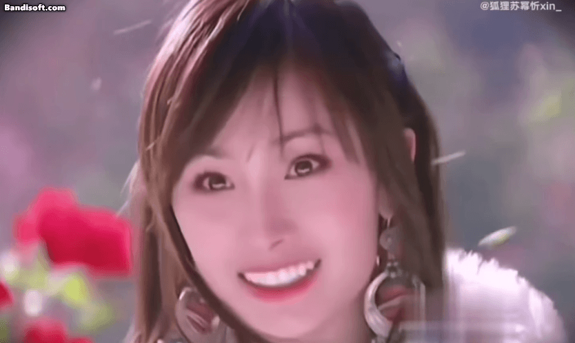 20 năm qua chưa thấy ai có đôi mắt đẹp hơn mỹ nhân này: Sáng hơn cả vì tinh tú, khó tin có thật trên đời- Ảnh 9.