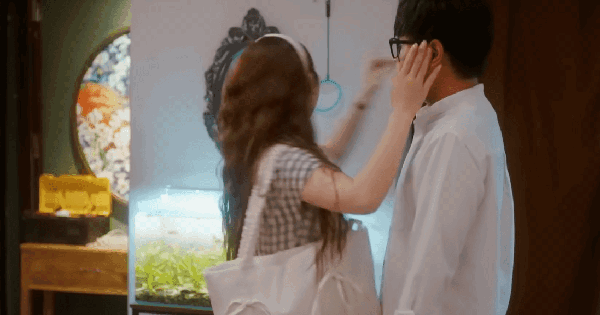 Chỉ chờ cặp đôi Việt này tái hợp là tung hoa ăn mừng: Nhà gái từng bị cả nước mắng té tát, giờ cứ thấy là yêu honeycam 2025 10 30 19 10 15 17618315714861477487847 27 0 603 1100 crop 1761831587542328173655gifpng