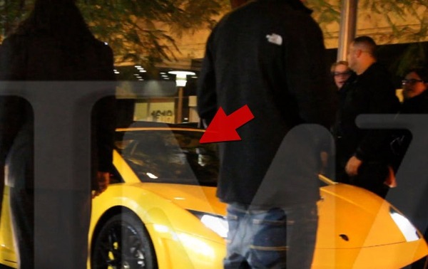 Tại sao Justin Bieber lại Tại sao Justin Bieber lại