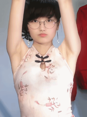 Nay tiếp tục thu hút sự chú ý với phong cách xườn xám và nhảy gợi cảm Nay tiếp tục thu hút sự chú ý với phong cách xườn xám và nhảy gợi cảm