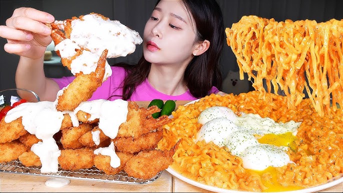 Sự thật kinh hoàng về những livestream mukbang bạn hay xem- Ảnh 2. Sự thật kinh hoàng về những livestream mukbang bạn hay xem- Ảnh 2.