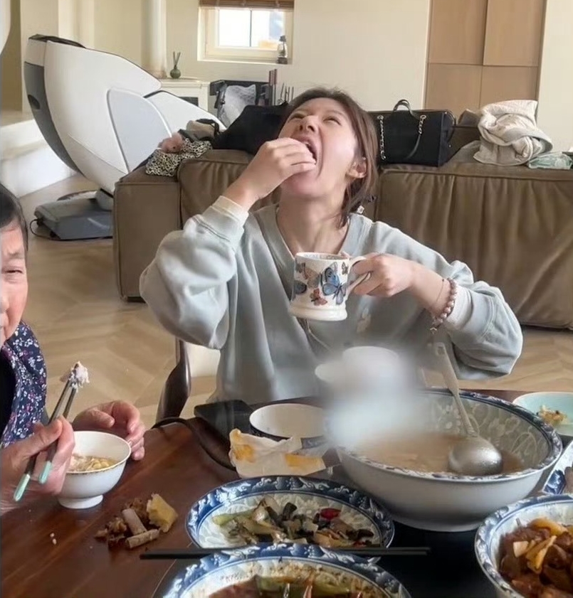 "Triệu Lộ Tư là kẻ hai mặt!" hs11 1737961465845 17379614659361043140670